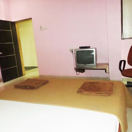 Ashtavinayak Residency Hotel Pune Exterior foto